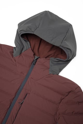 2022-01-12-Photo-Credit-ARTILECT-and-Phil-McKenzie-ARTILECT_Divide_Fusion_Stretch_Hoodie_Men_Amaranth_Ash_Detail-scaled